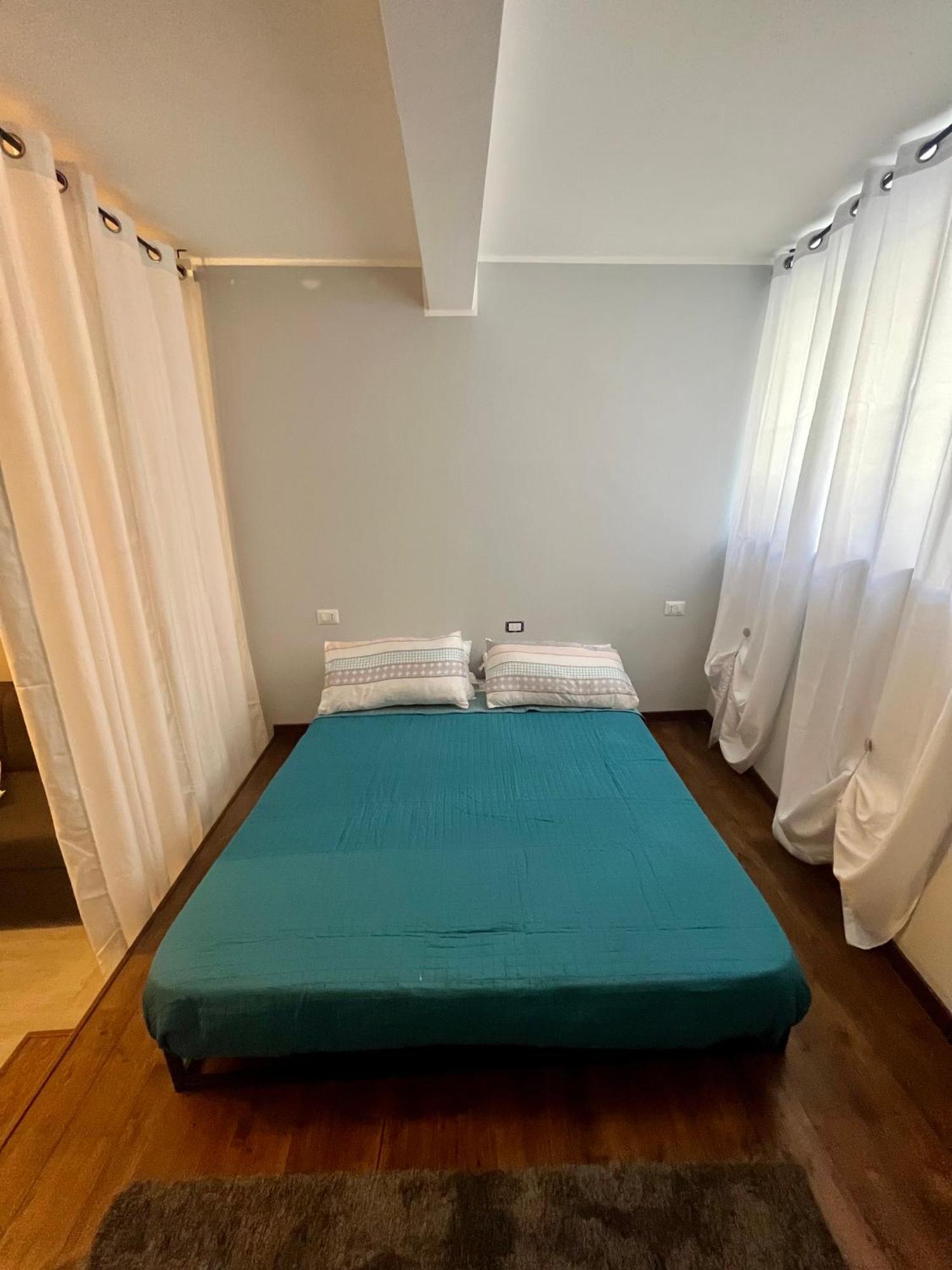 밀라노 Residenza Elegante - A 5 Fermate Dal Duomo 빌라 외부 사진