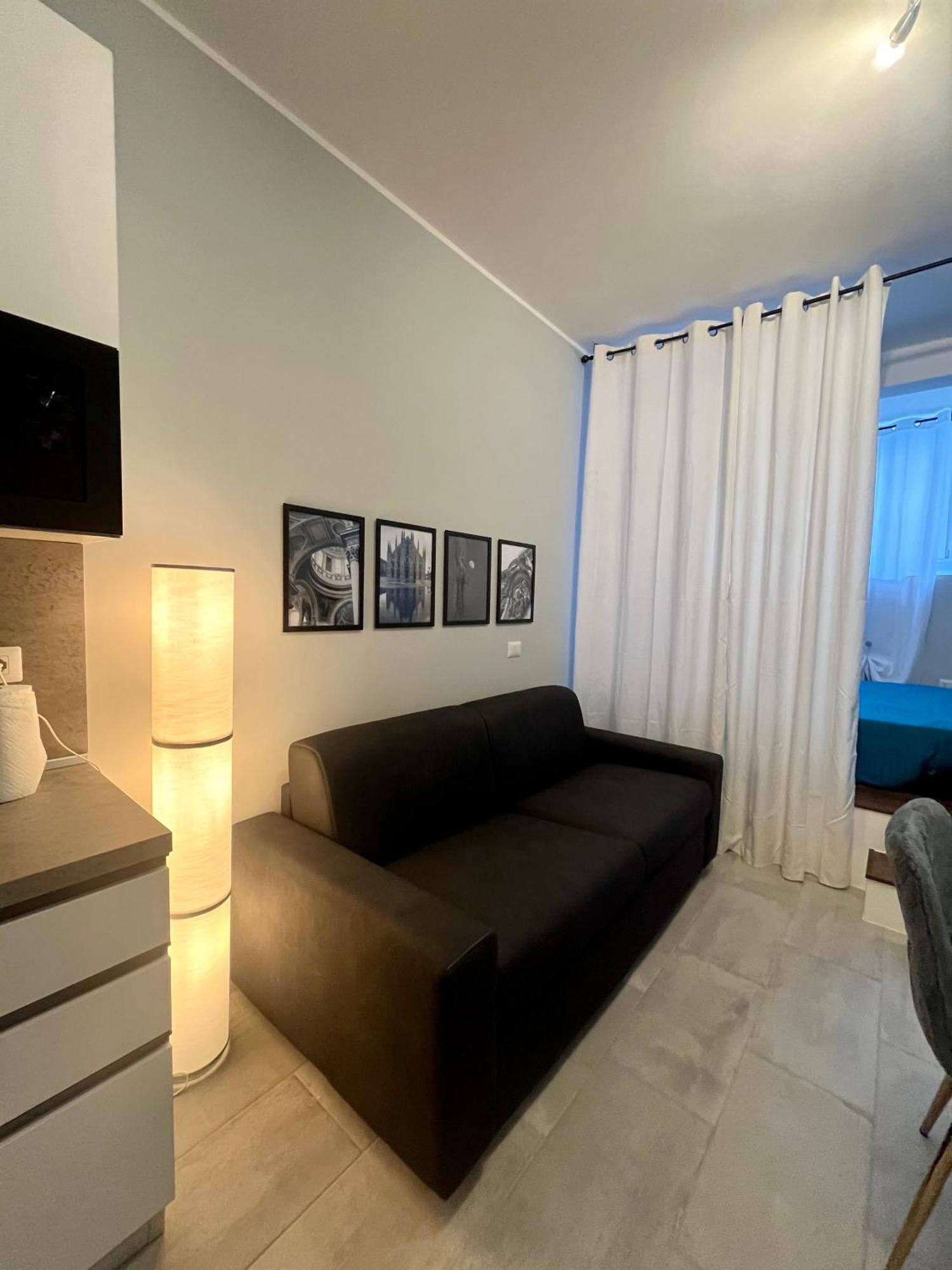 밀라노 Residenza Elegante - A 5 Fermate Dal Duomo 빌라 외부 사진